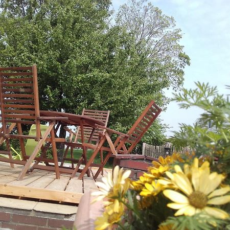 Peanuts Hostel & Meer Surendorf 외부 사진